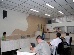 V-camara-altera-lei-convenios-biblioteca-municipal.jpg